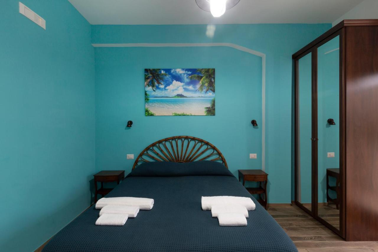 Violetta Hotel Лидо ди Остия Екстериор снимка