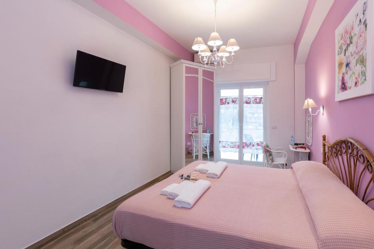 Violetta Hotel Лидо ди Остия Екстериор снимка